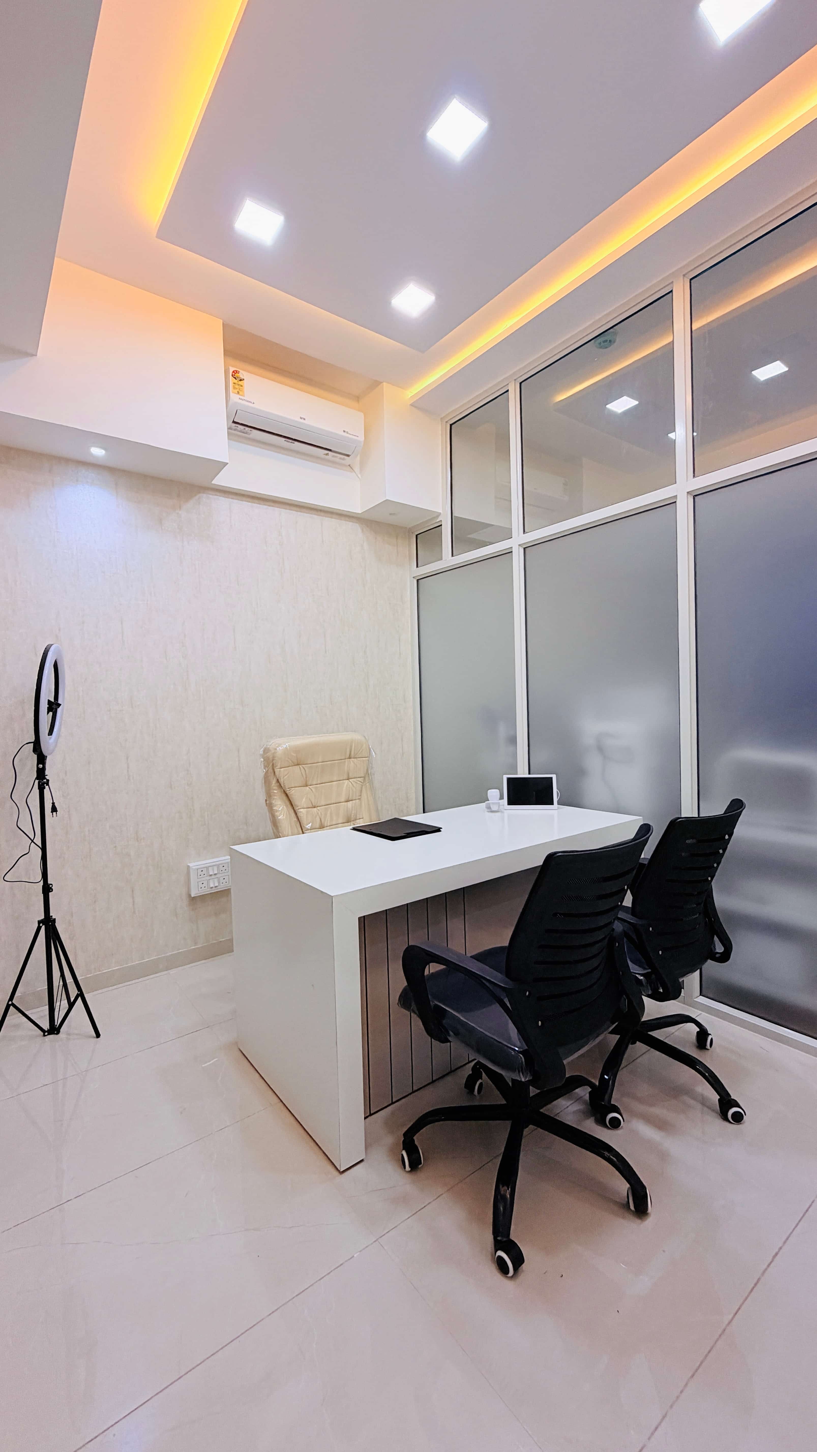 Advanced USFDA-Approved Treatment Room - Auraa Aesthetic Clinic Ravet Pune